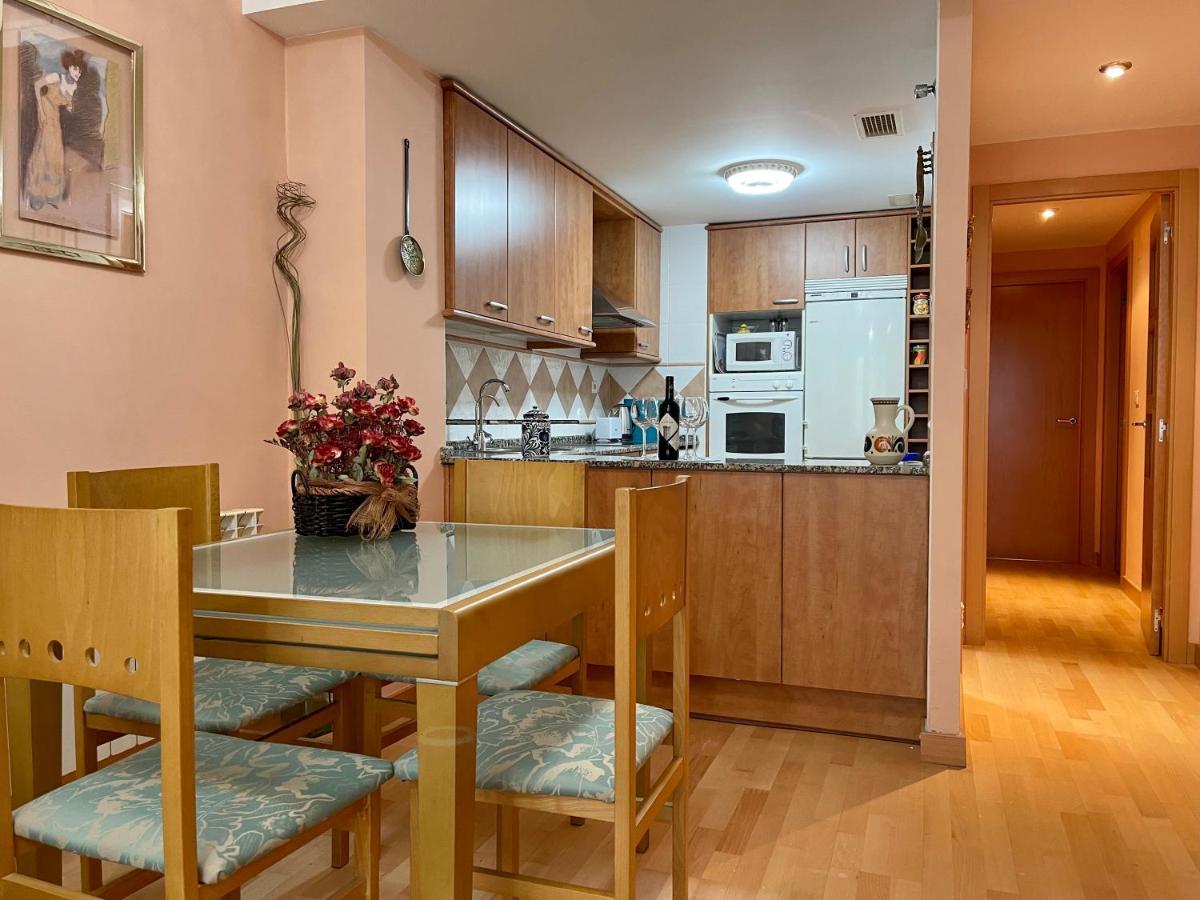 Apartment Miguel Servet Con Garaje Incluido *