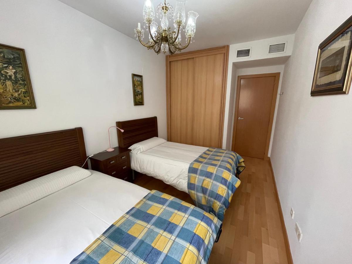 Apartment Miguel Servet Con Garaje Incluido *