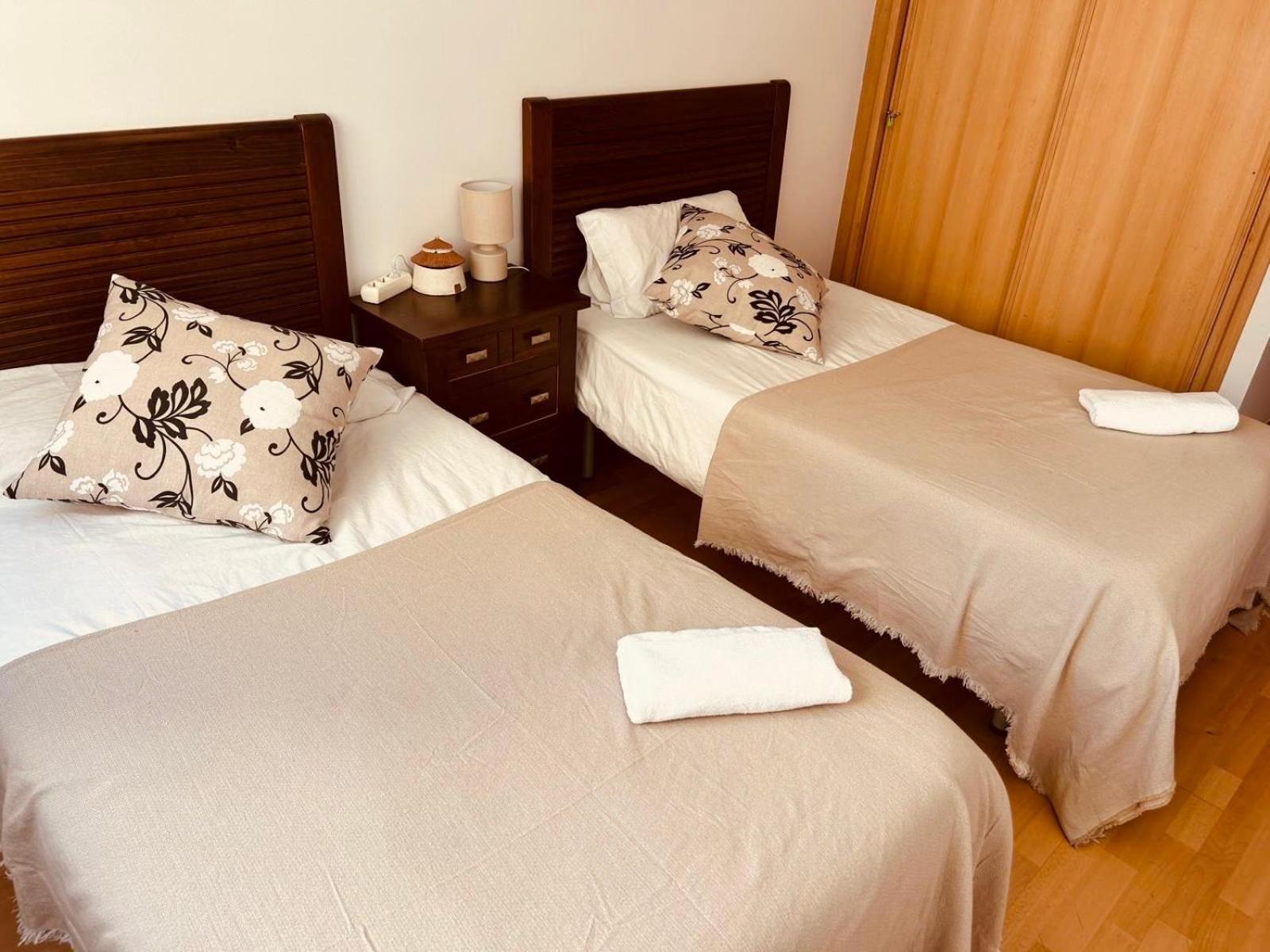 Miguel Servet Con Garaje Incluido Appartement